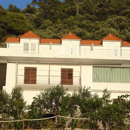 Apartments By The Sea Ubli, Lastovo - 8354 Uble Buitenkant foto