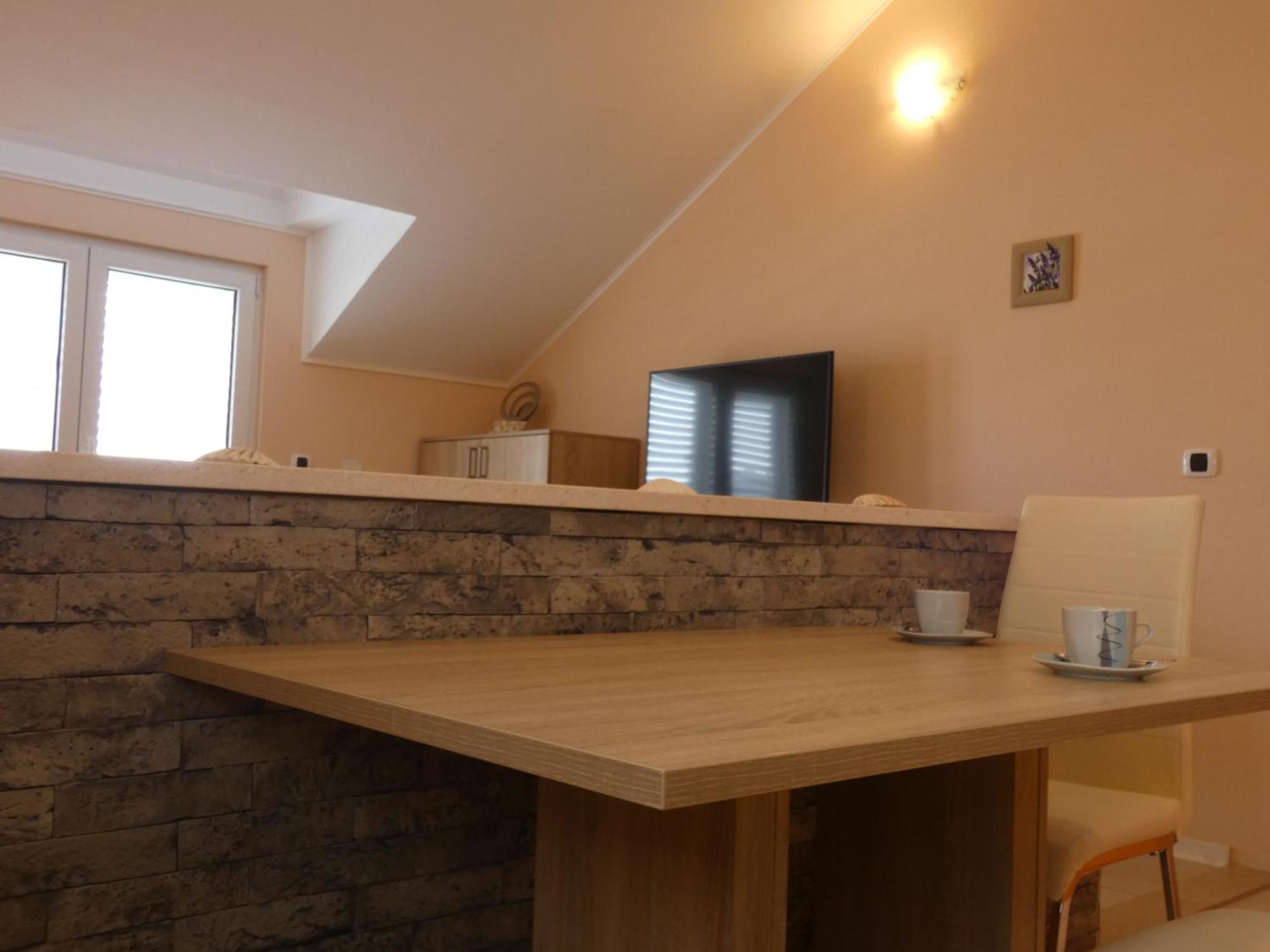 Apartments By The Sea Ubli, Lastovo - 8354 Uble Kamer foto