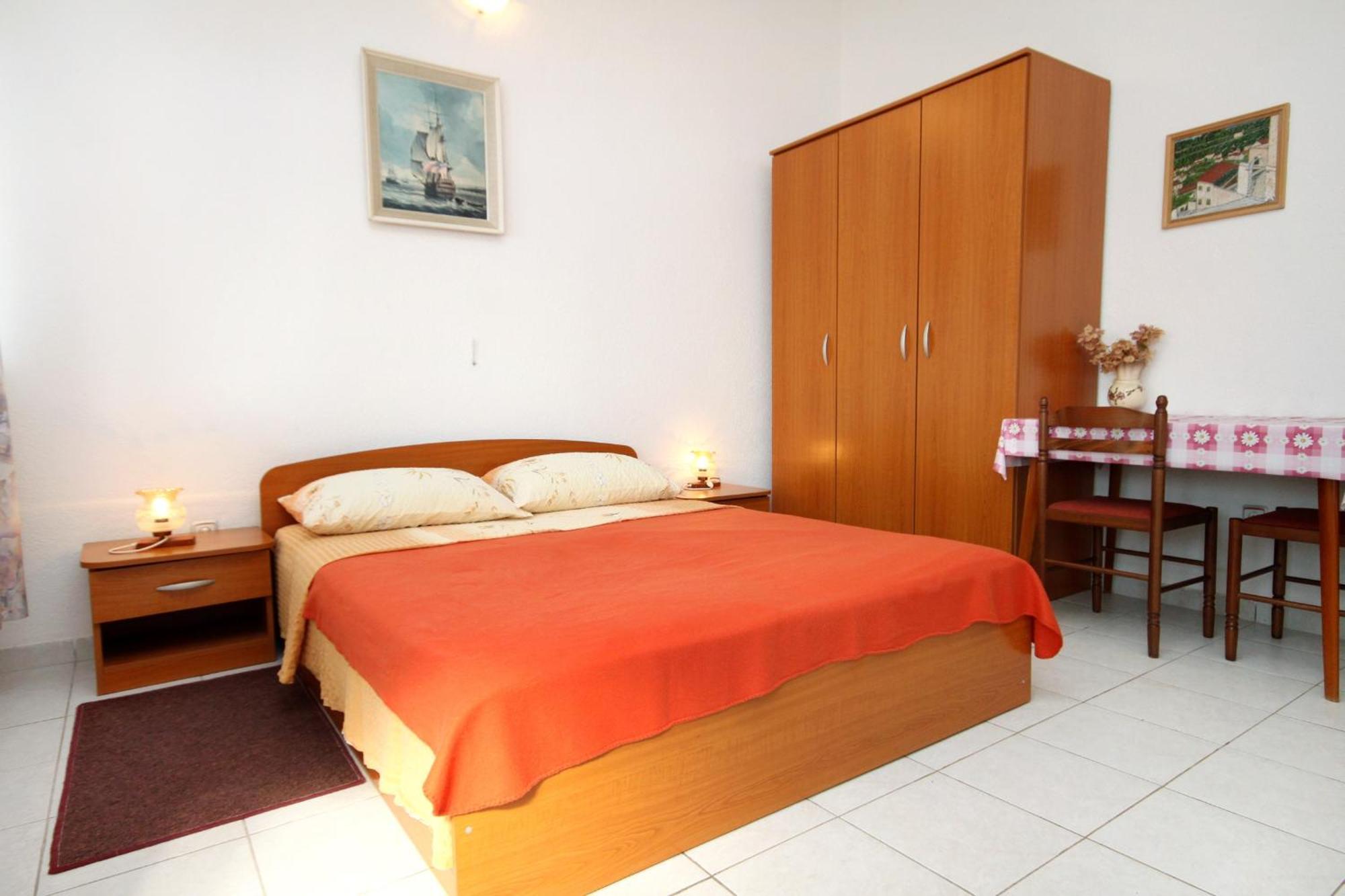 Apartments By The Sea Ubli, Lastovo - 8354 Uble Kamer foto